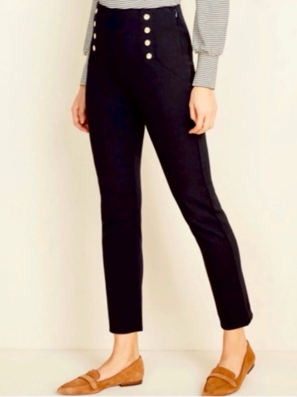 ⚓️Ann Taylor black slim leg sailor pants. Size S.